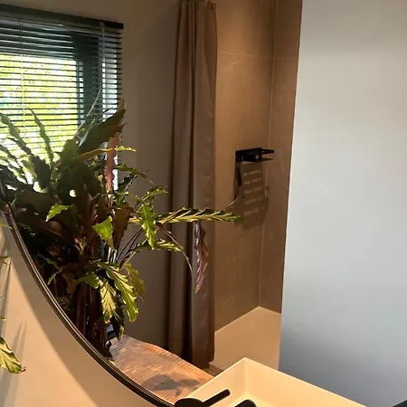 Boutique Le Faucon Bed & Breakfast 3*