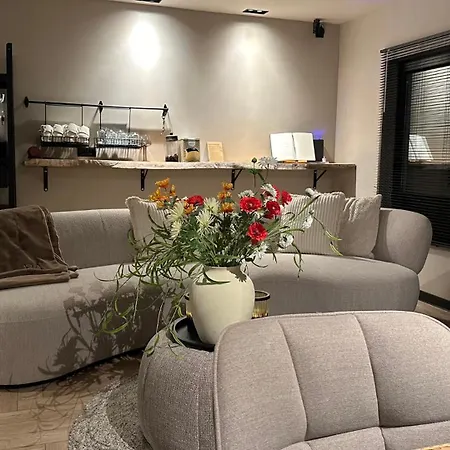 Bed & Breakfast Boutique Le Faucon *