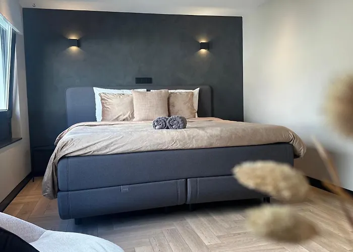 Bed & Breakfast Boutique Le Faucon 3*